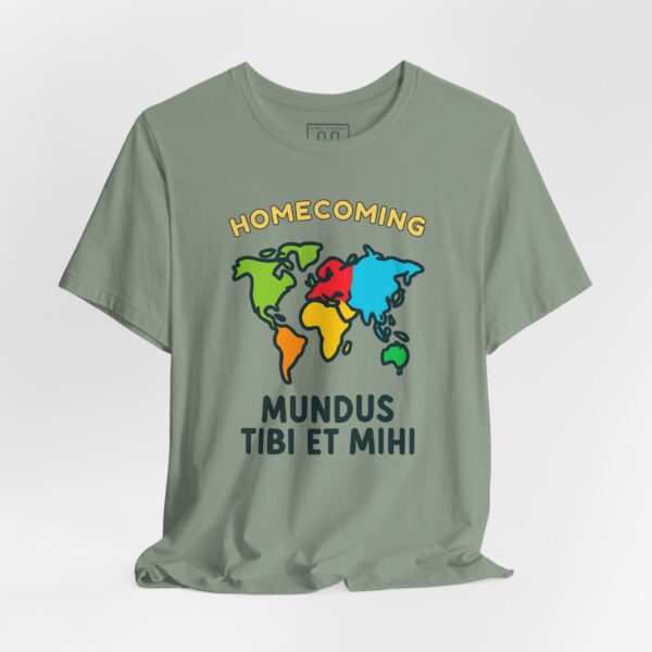 World Homecoming Map Unisex Tee, Mundus Tibi et Mihi Latin Quote T-Shirt, Global Connection Shirt, Unity Gift, Wanderlust Apparel, Colorful