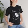 Bull Motivation Tee - No. 2 - "Keep Your Horns Up" - Minimalistic Shirt